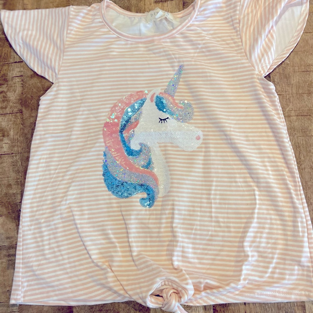 Girl’s shirt